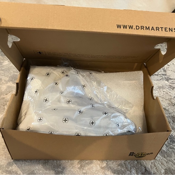 Dr. Martens white 1460 Smooth Leather Boots-6 - Picture 6 of 7